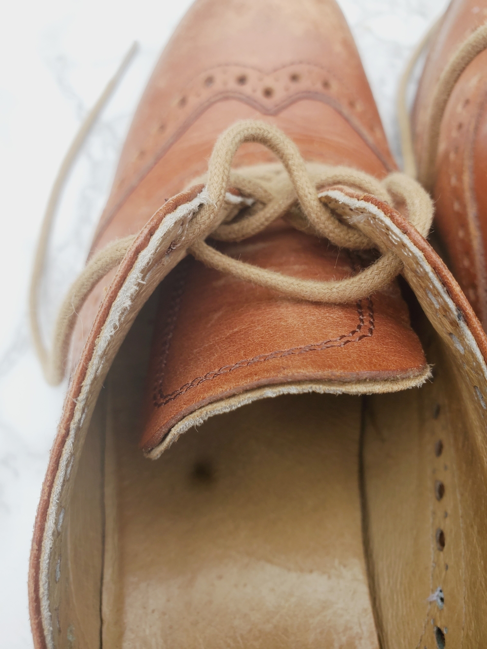 Frye Maggie Brown Leather Wingtip Heeled Oxfords - Size 7.5 - Picture 5 of 16